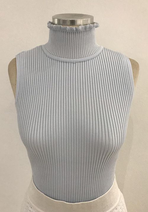 Blusa Tricot Gola Alta Canelada Cavada