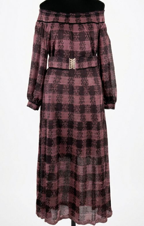 Vestido Tricot Midy Ombro a Ombro Xadrez Cinto