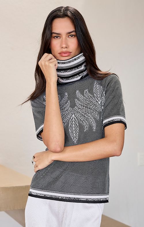 Blusa Tricot Gola Alta Folhas
